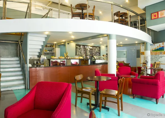 Pearl Hotel 3*
