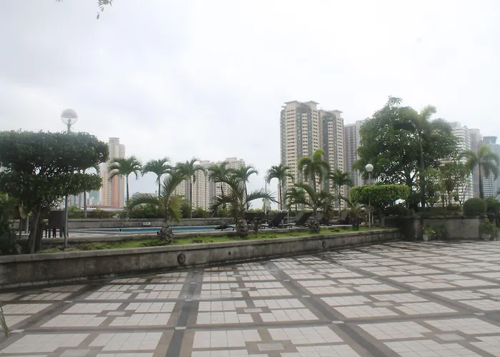 Pearl Hotel 3*