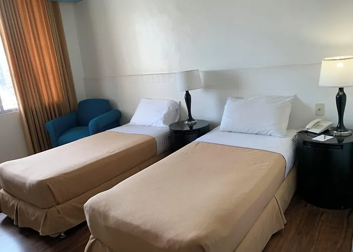 Pearl 3* Manila